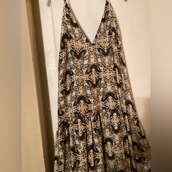 NEW L'agence Grace Maxi Dress L Butterfly
Print Silk. Size L - Picture 4 of 6